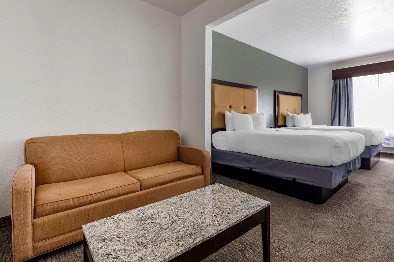 Comfort Inn & Suites Gatesville image