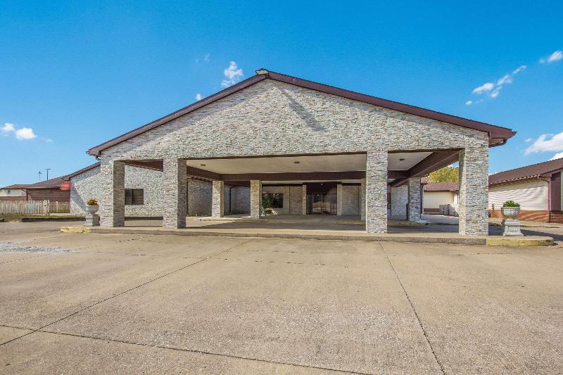 Quality Inn Grayville image