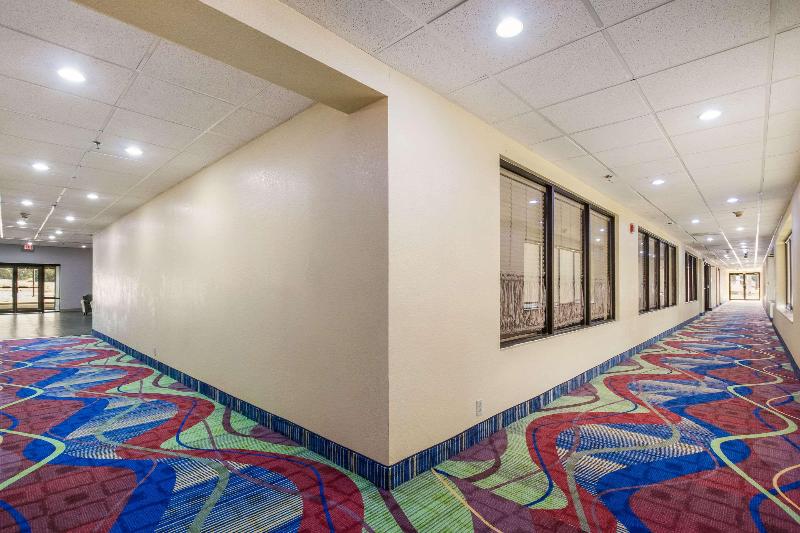 Quality Inn Grayville image