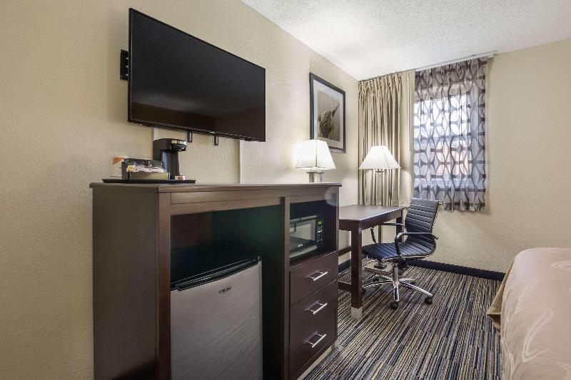 Quality Inn Grayville image