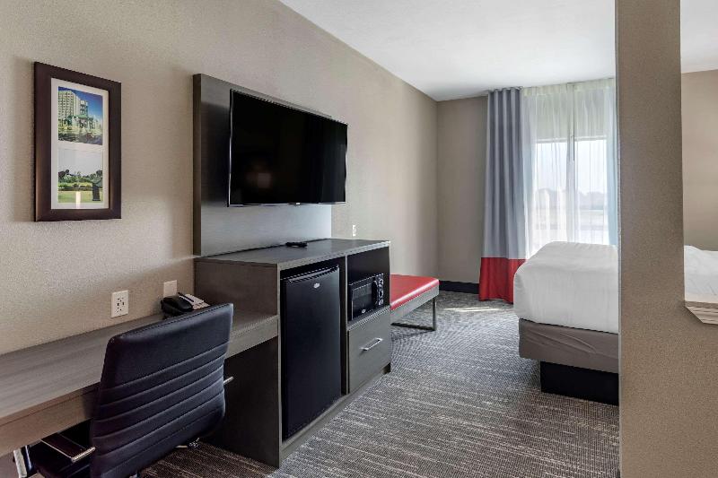 Comfort Inn Suites Olive Branch image