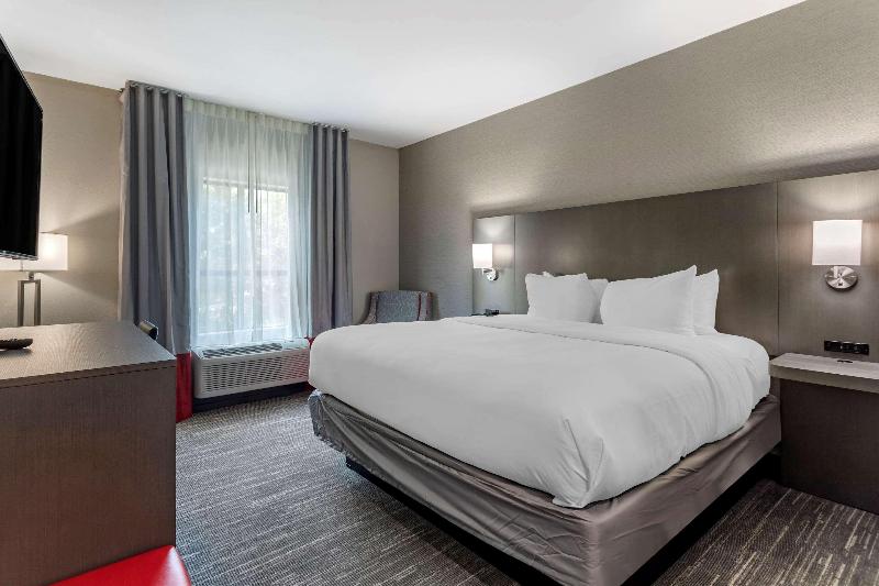 Comfort Inn Suites Olive Branch image