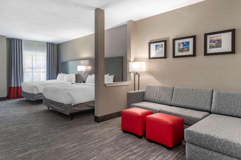 Comfort Inn Suites Olive Branch image