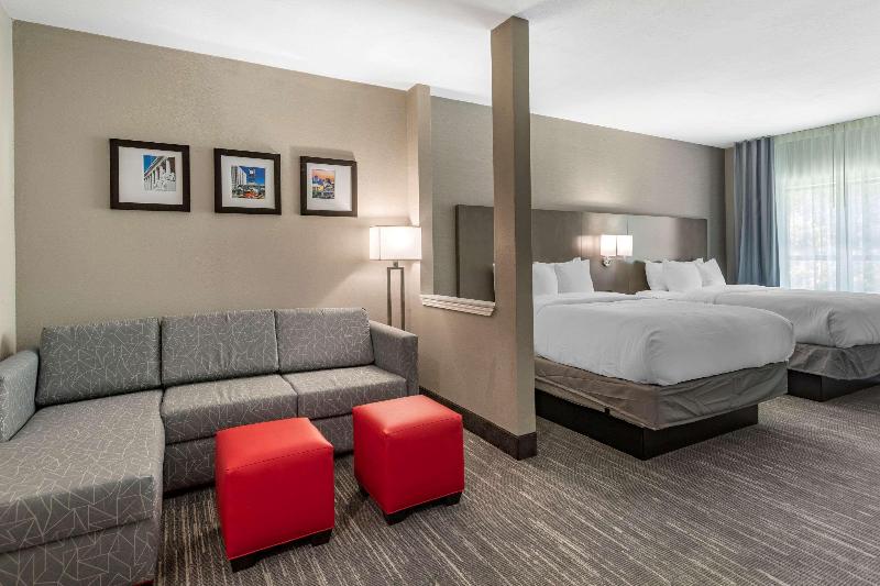 Comfort Inn Suites Olive Branch image