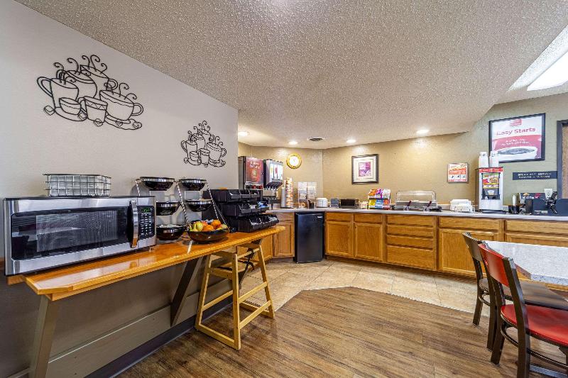 Econo Lodge Sioux Center image