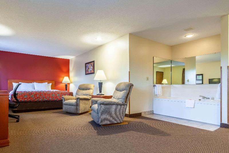 Econo Lodge Sioux Center image