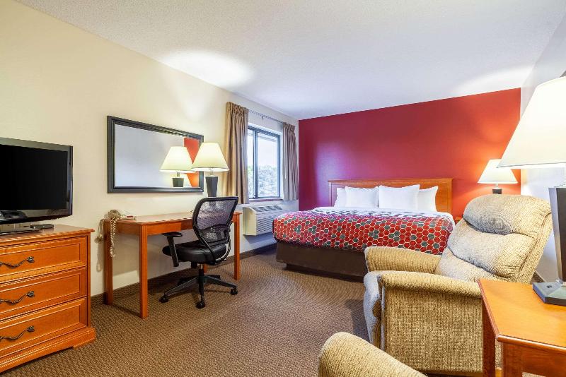 Econo Lodge Sioux Center image