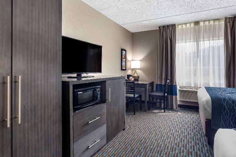 Comfort Inn Griswold image