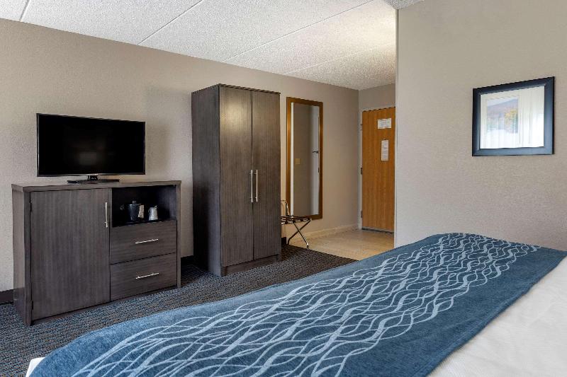 Comfort Inn Griswold image