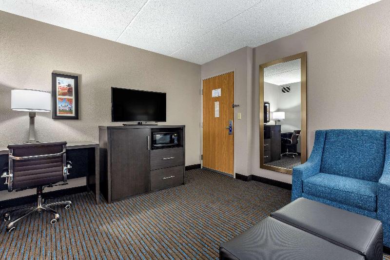 Comfort Inn Griswold image