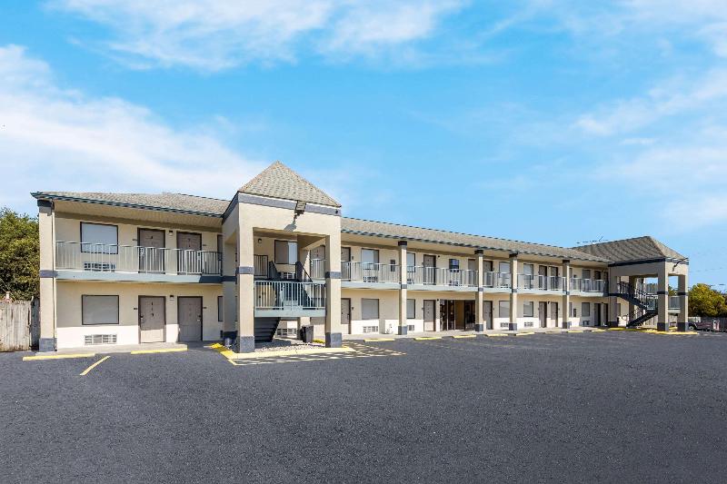 Rodeway Inn image