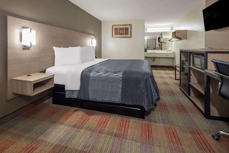 Rodeway Inn image