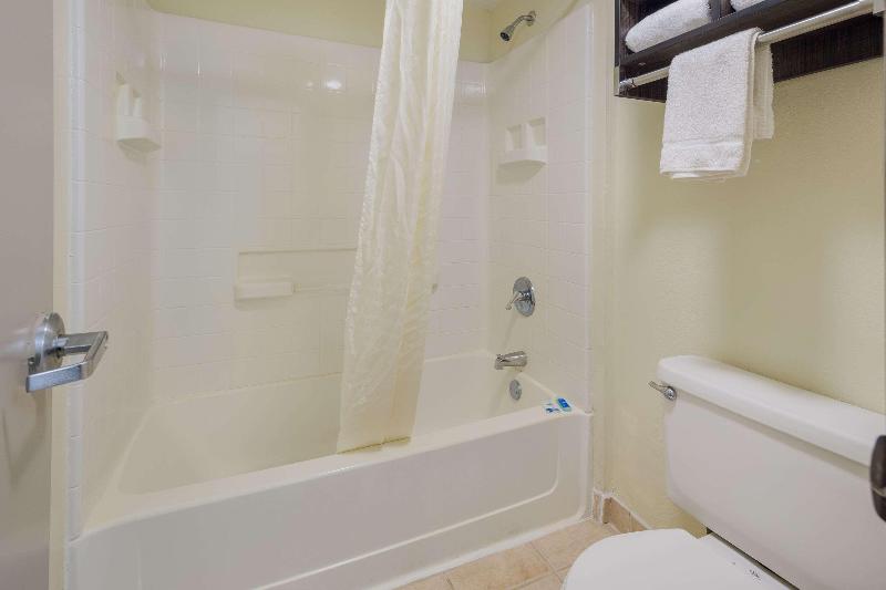 Rodeway Inn image