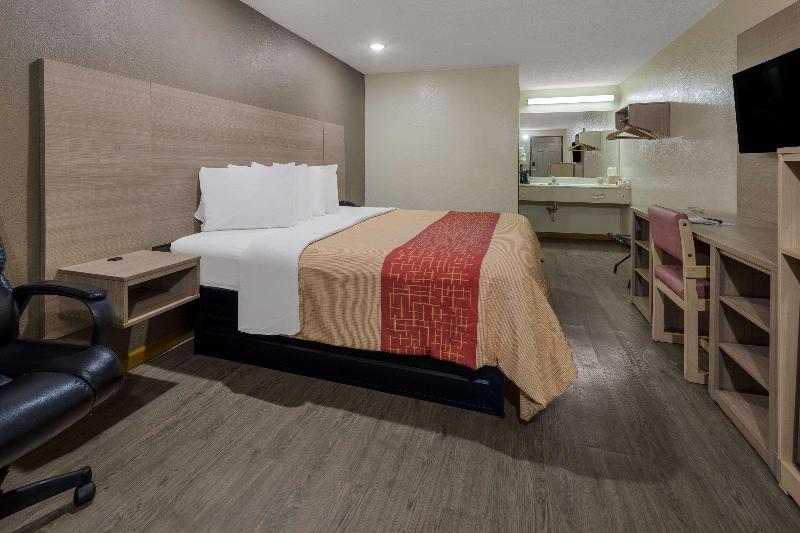 Rodeway Inn image
