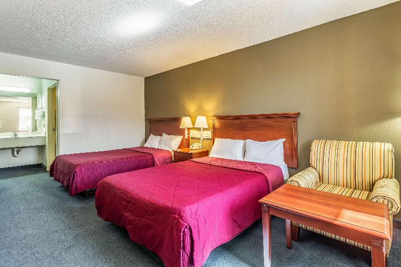 Rodeway Inn image