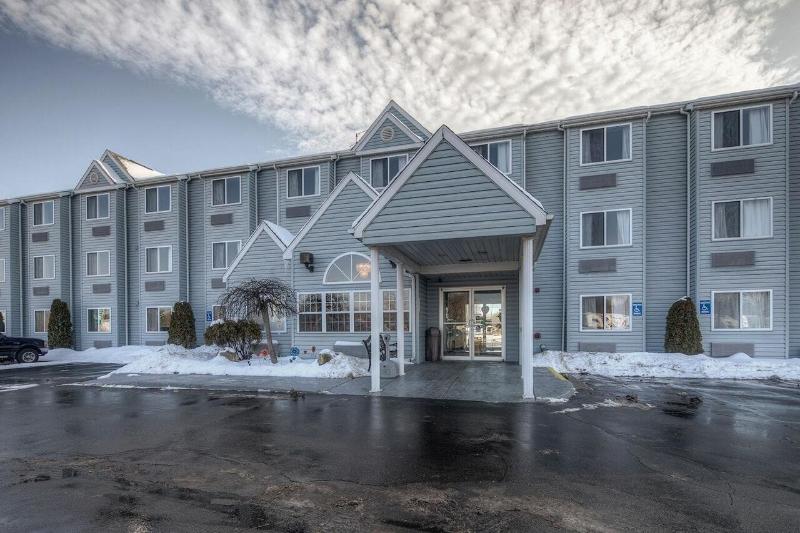 Quality Inn Mount Pleasant image