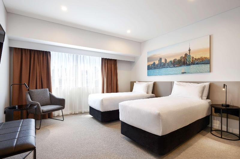 Travelodge Hotel Auckland Wynyard Quarter image