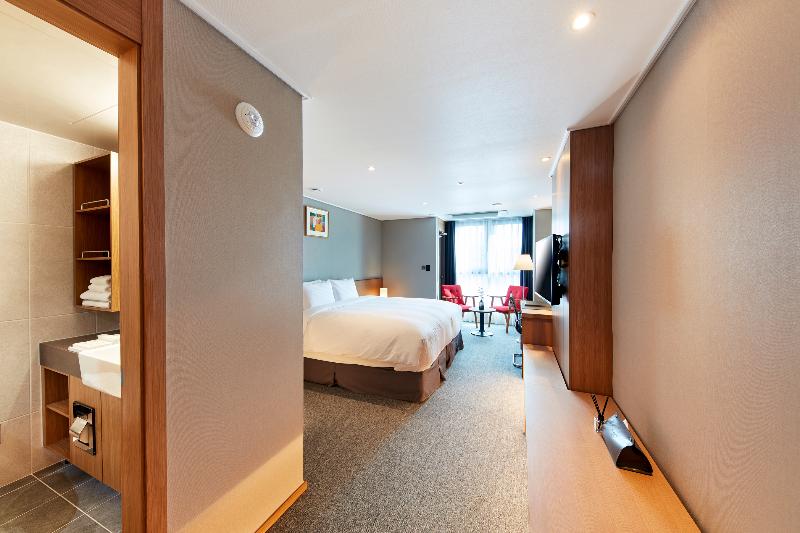 Ramada By Wyndham Gumi image
