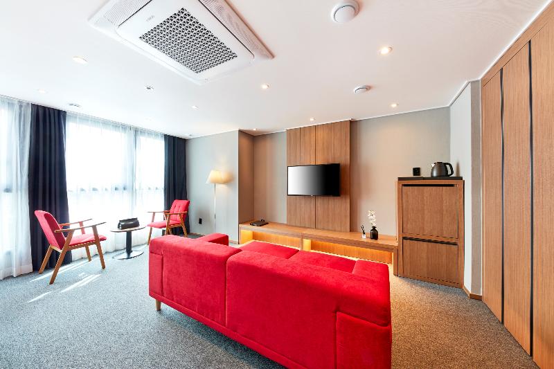 Ramada By Wyndham Gumi image