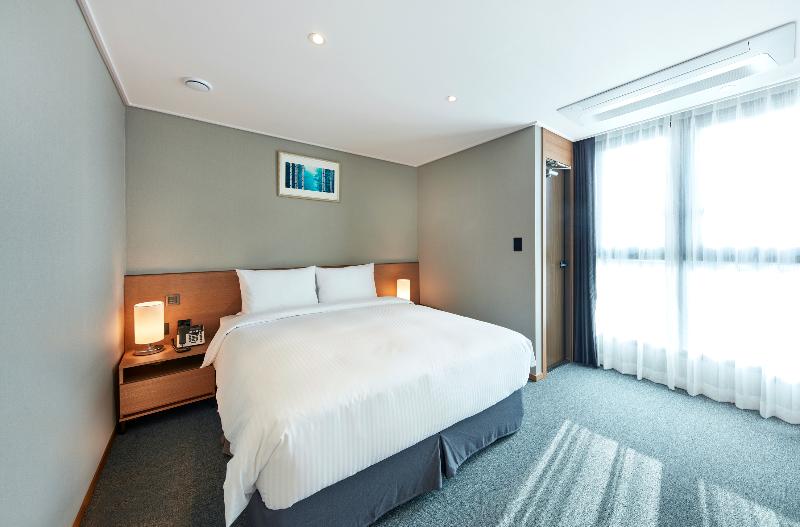 Ramada By Wyndham Gumi image