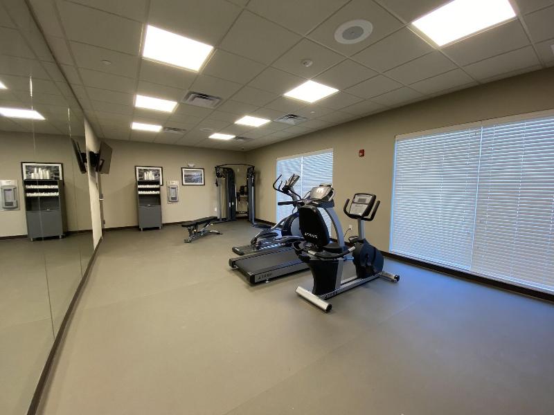 Sleep Inn Great Falls Airport image