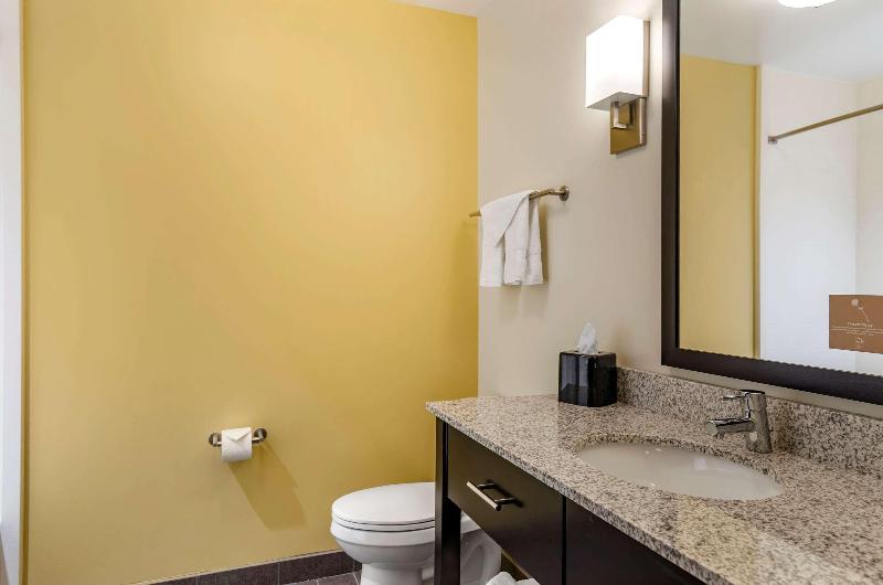 Sleep Inn Great Falls Airport image