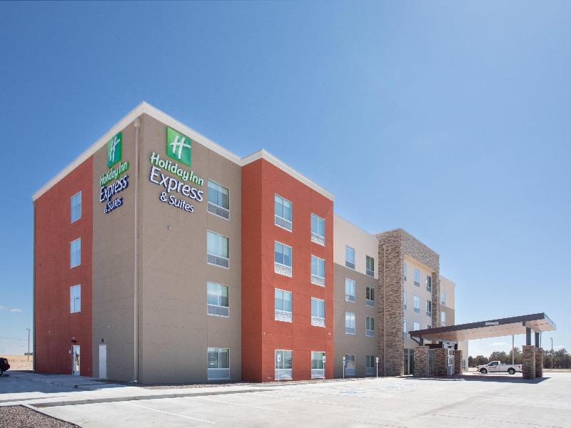 Holiday Inn Express & Suites Goodland I-70 By IHG image