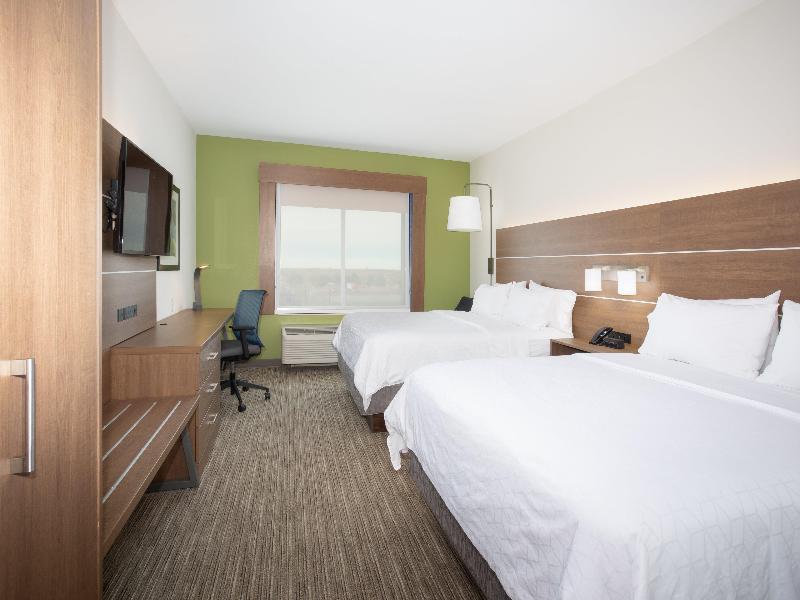 Holiday Inn Express & Suites Goodland I-70 By IHG image