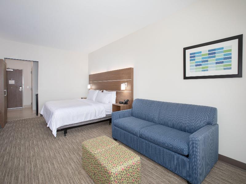 Bed room
