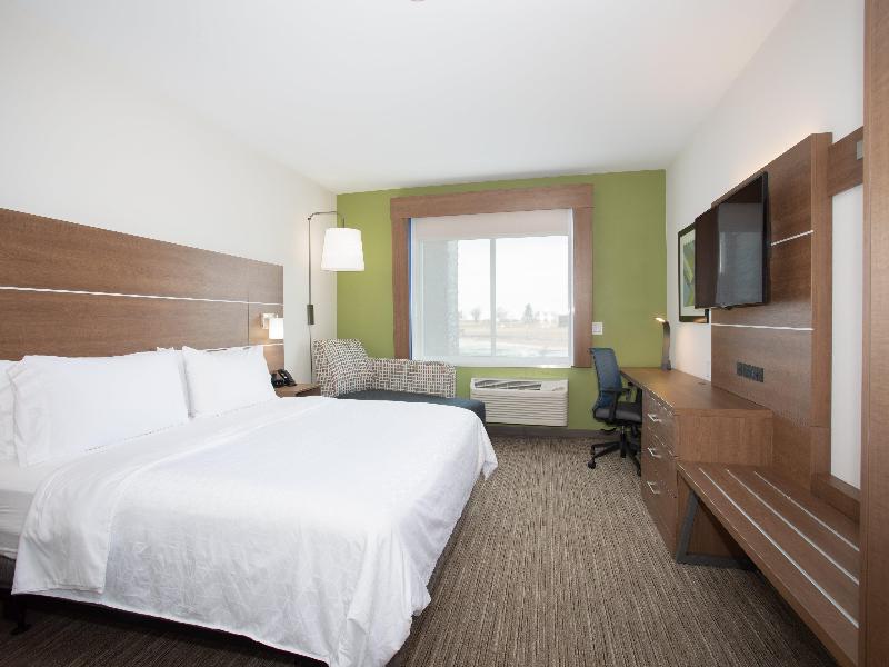 Holiday Inn Express & Suites Goodland I-70 By IHG image