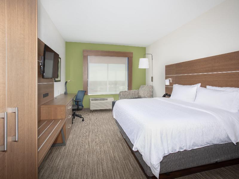 Holiday Inn Express & Suites Goodland I-70 By IHG image