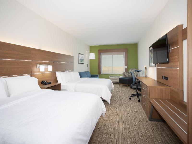 Holiday Inn Express & Suites Goodland I-70 By IHG image
