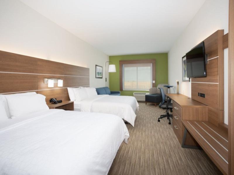 Holiday Inn Express & Suites Goodland I-70 By IHG image