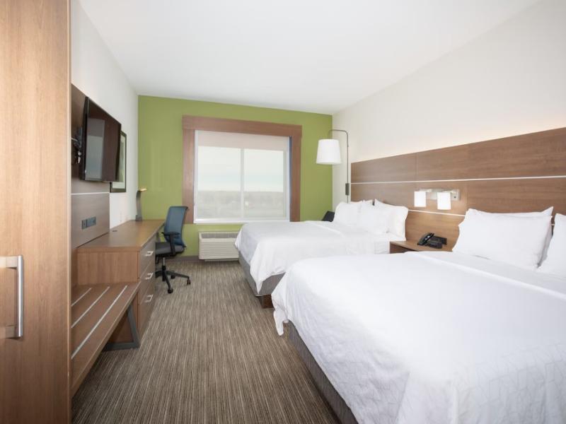 Holiday Inn Express & Suites Goodland I-70 By IHG image