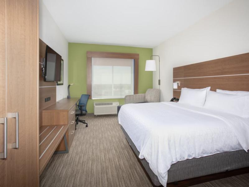 Holiday Inn Express & Suites Goodland I-70 By IHG image