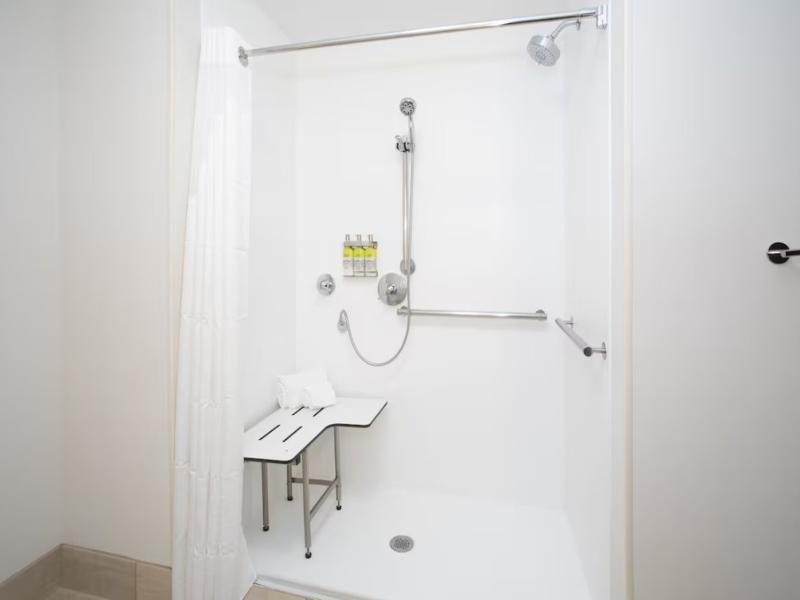 Holiday Inn Express & Suites Goodland I-70 By IHG image