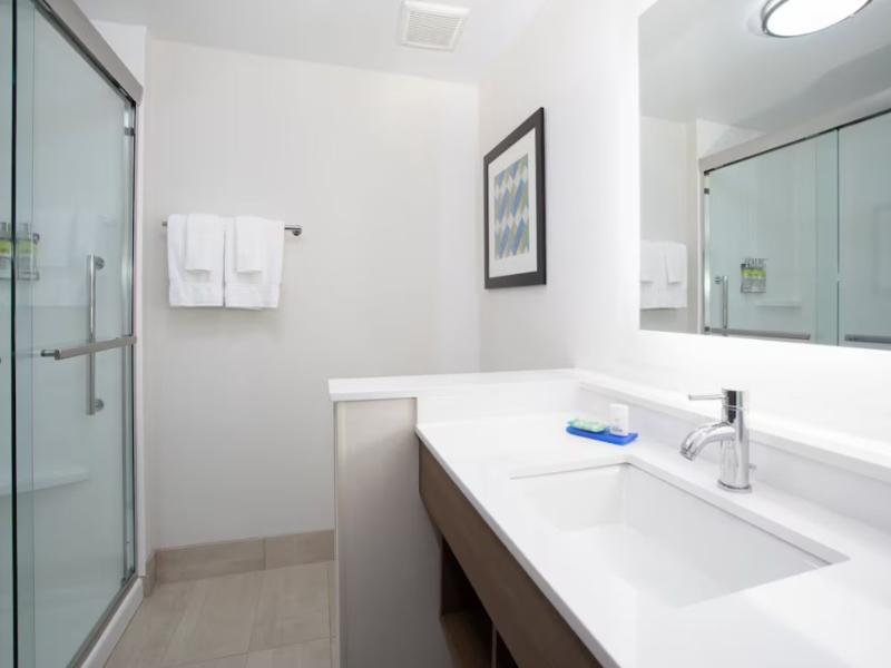 Holiday Inn Express & Suites Goodland I-70 By IHG image