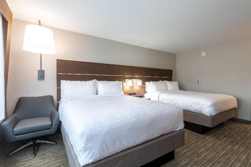 Holiday Inn Express and Suites Greenville - Taylor image