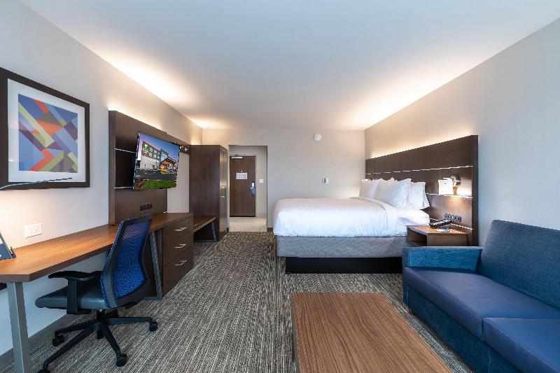 Holiday Inn Express and Suites Greenville - Taylor image