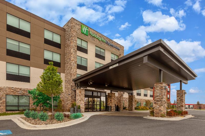 Holiday Inn Express Brunswick Harpers Ferry Area photo 22