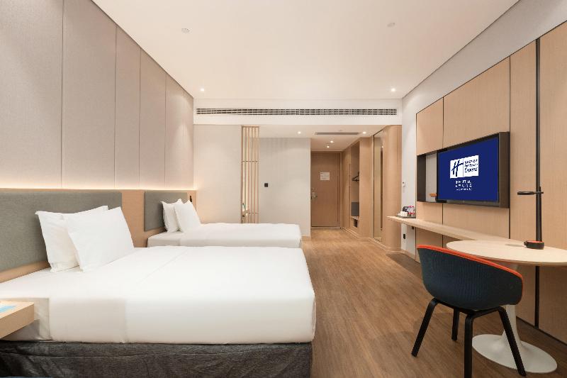Holiday Inn Express Dongguan Marina Bay image