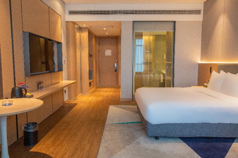 Holiday Inn Express Dongguan Marina Bay image