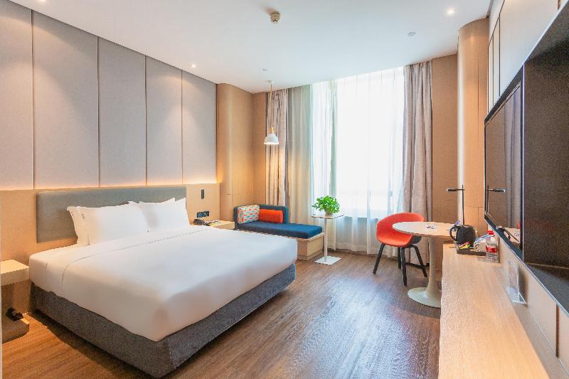 Holiday Inn Express Dongguan Marina Bay image