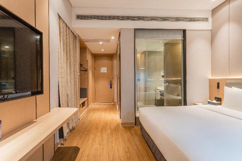 Holiday Inn Express Dongguan Marina Bay image