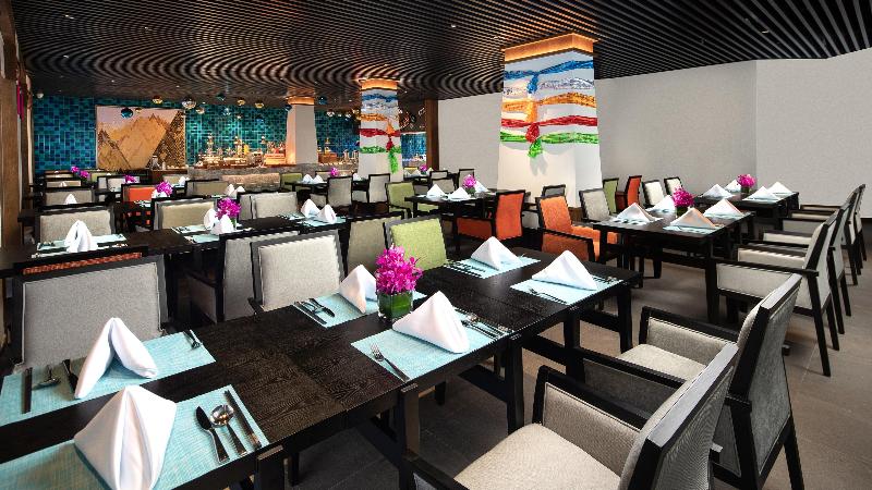 Holiday Inn Batang image 1