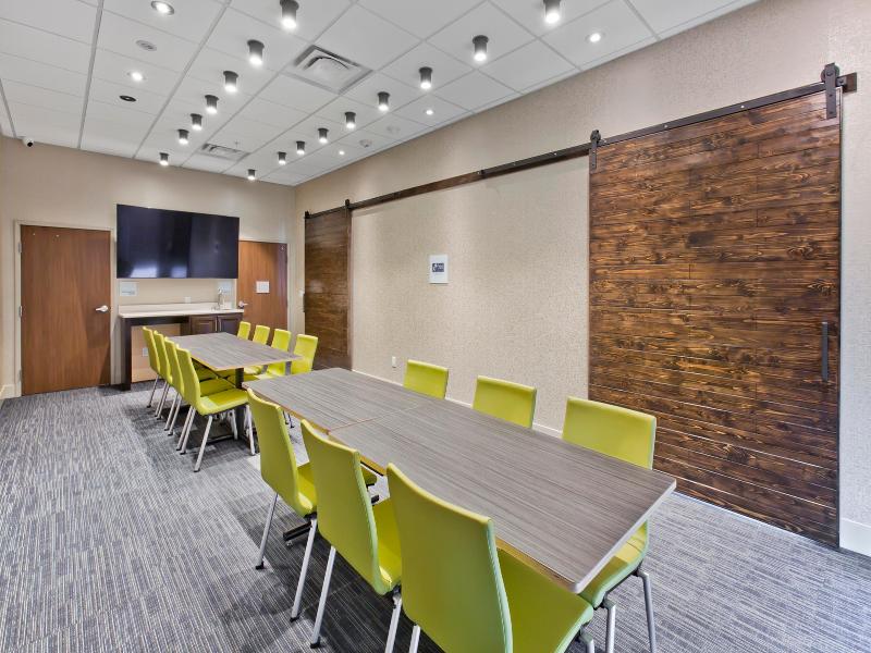 Holiday Inn Express & Suites ​Green River​ By IHG image
