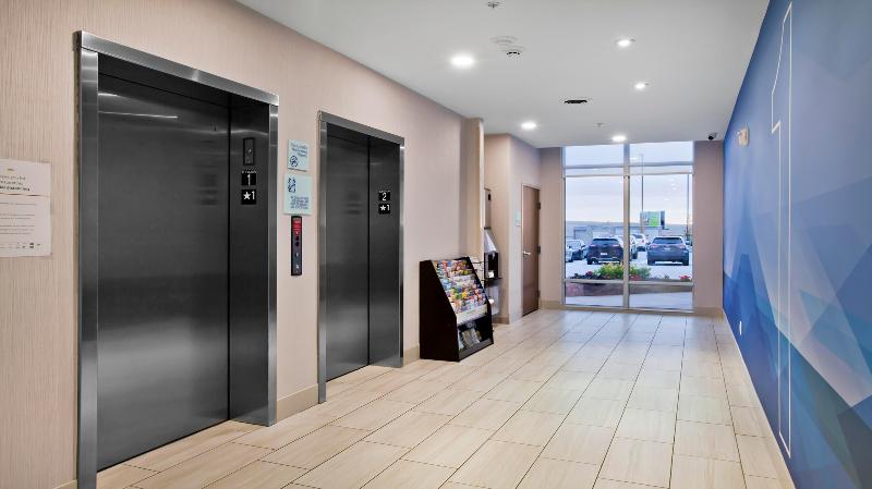 Holiday Inn Express & Suites ​Green River​ By IHG image
