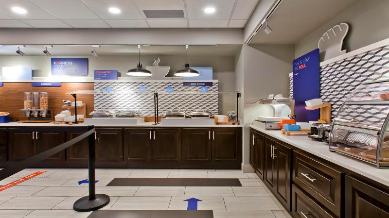 Holiday Inn Express & Suites ​Green River​ By IHG image