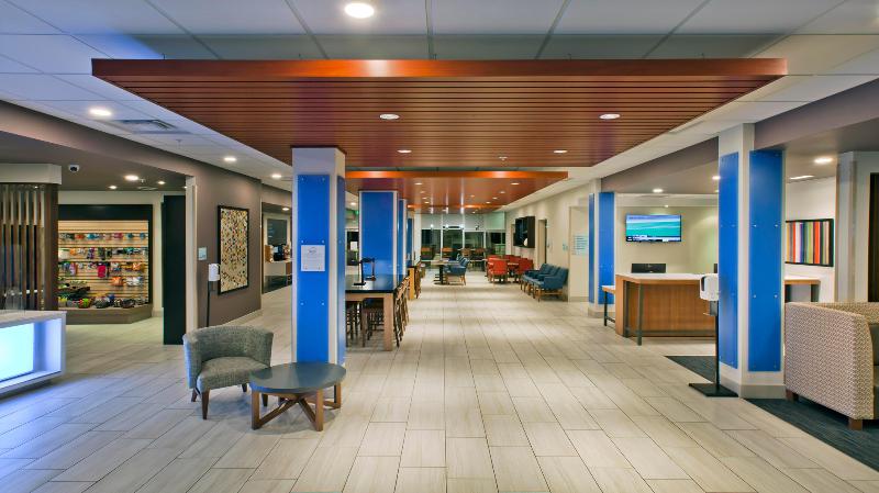 Holiday Inn Express & Suites ​Green River​ By IHG image