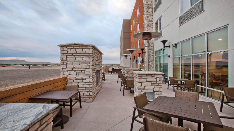 Holiday Inn Express & Suites ​Green River​ By IHG image